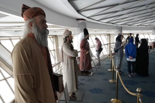 بازدید ورزشکاران خارجی از برج میلاد تهران