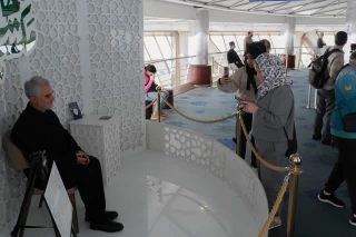 بازدید ورزشکاران خارجی از برج میلاد تهران