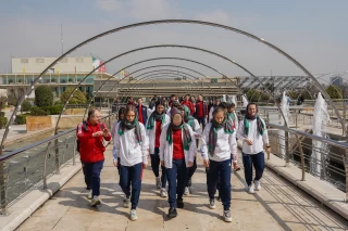 بازدید ورزشکاران خارجی از برج میلاد تهران