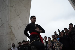 اجرای برنامههای فرهنگی در میدان آزادی به مناسبت نوروز