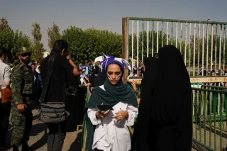 اولین حضور زنان در استادیوم در یک مسابقه لیگ برتر فوتبال ایران