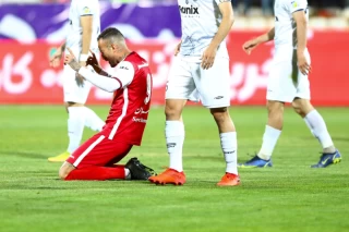 دیدار تیم های فوتبال پرسپولیس - ملوان در هفته بیست و پنجم لیگ برتر فوتبال ایران
