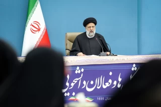 نشست تشکلها و فعالان دانشجویی با رئیسجمهوری