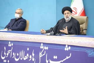 نشست تشکلها و فعالان دانشجویی با رئیسجمهوری