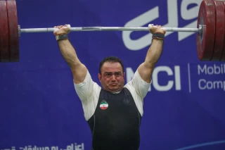 رکوردگیری تیم ملی وزنه برداری