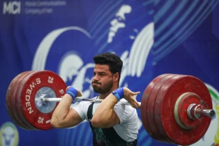 The record setting of Iran's national weightlifting team