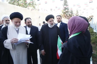 حضور رییس جمهور در حرم مطهر حضرت زینب (س)