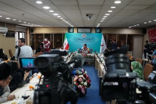 نشست خبری پیرحسین کولیوند رئیس جمعیت هلال احمر