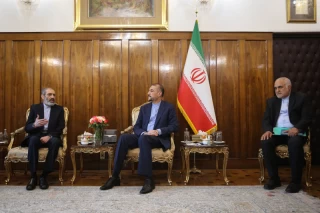 دیدار اسدالله اسدی دیپلمات آزاد شده ایرانی با وزیر امور خارجه