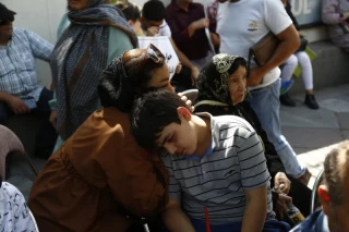 تجمع اعضای «انجمن نجات» مقابل سفارت ترکیه