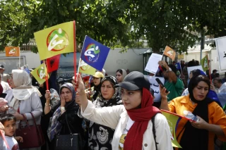 تجمع اعضای «انجمن نجات» مقابل سفارت ترکیه