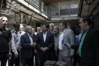 بازدید معاون اول رییس جمهور از بازار پاچنار تهران