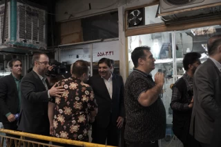 بازدید معاون اول رییس جمهور از بازار پاچنار تهران