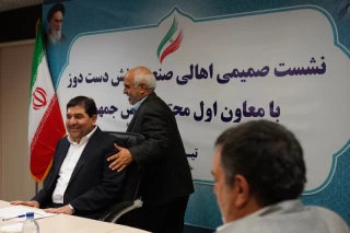 بازدید معاون اول رییس جمهور از بازار پاچنار تهران