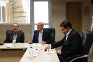 بازدید معاون اول رییس جمهور از بازار پاچنار تهران