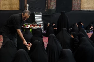 عزاداری در حسینیه سادات اخوی تهران