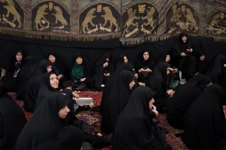 عزاداری در حسینیه سادات اخوی تهران