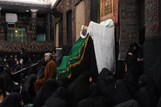 عزاداری در حسینیه سادات اخوی تهران