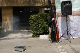 تجمع دانش آموزان مقابل سفارت سوئد در تهران
