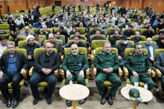 Conference on the progress of a strong Iran with promising journalists