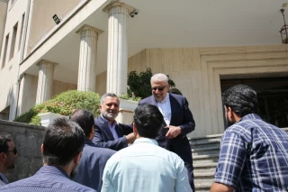 در حاشیۀ جلسۀ هیئت دولت