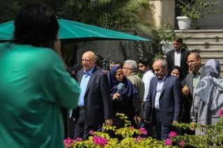 در حاشیۀ جلسۀ هیئت دولت