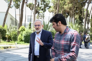در حاشیۀ جلسۀ هیئت دولت