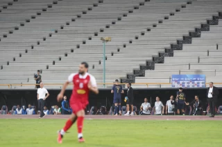 دیدار تیمهای پرسپولیس و النصر در جام باشگاههای آسیا