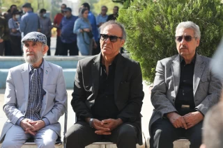 تشییع پیکر فردوس کاویانی