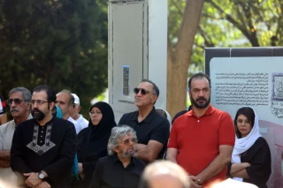 تشییع پیکر فردوس کاویانی